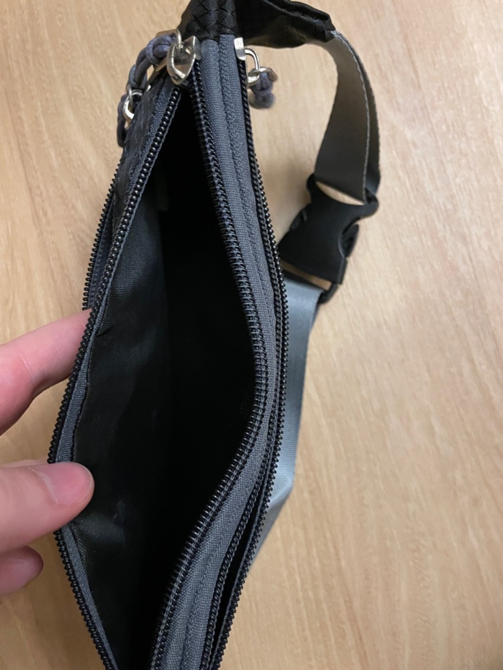 Brewhouse Fanny Pack Multipocket - Picture 4 of 4